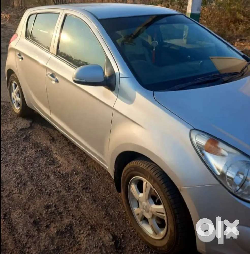 Hyundai I20 Asta Petrol 2011