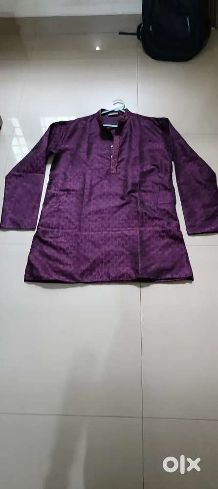 PREMIUM MEN'S TRADITIONAL KURTA [BRAND : DENNIS MORTON] [SIZE: 42]