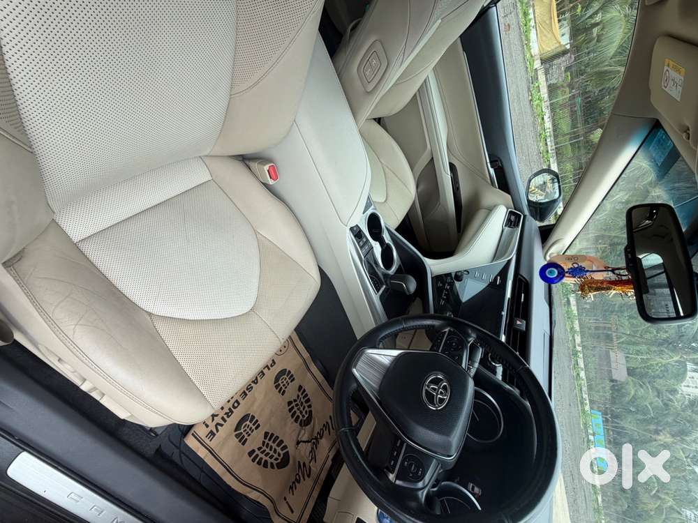 Hybrid Camry Very Well Maintained