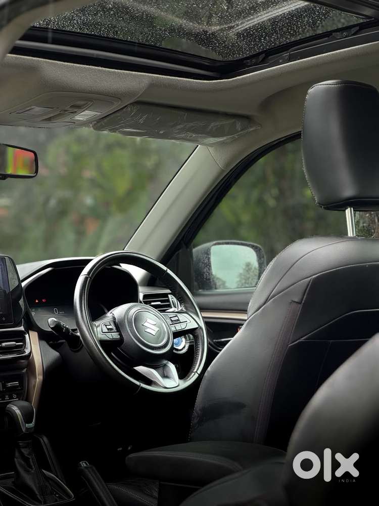Maruti Suzuki Grand Vitara 1.5 Alpha Plus Dual Tone Intelligent Hybr..