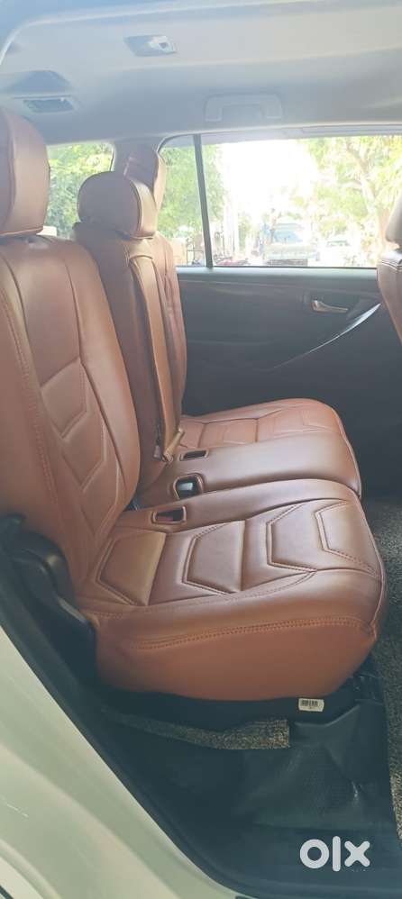 Toyota Innova Crysta 2.4 G Mt 8s, 2022, Diesel