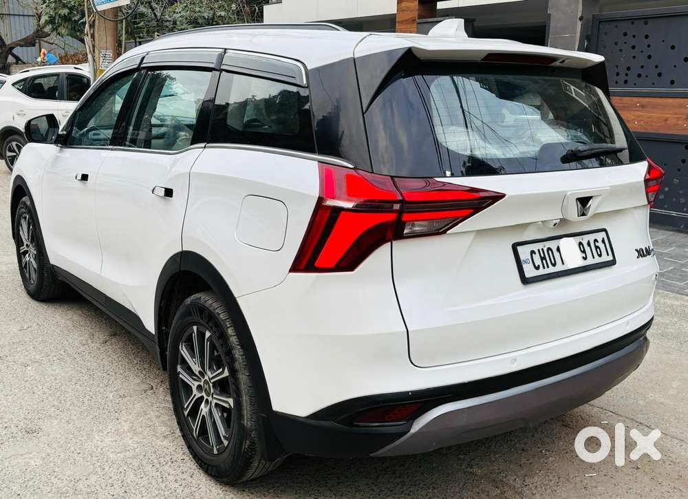 Mahindra Xuv700 2.0 Ax 7 Petrol At Luxury Pack Str, 2022, Petrol