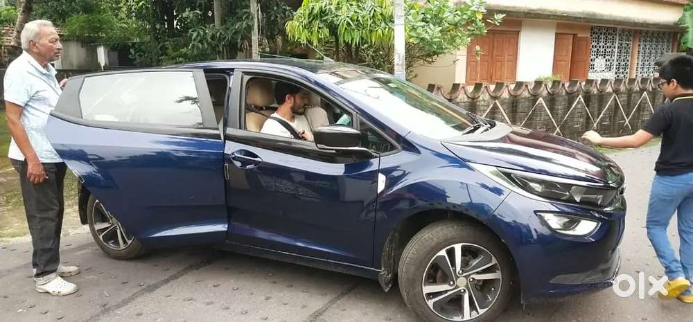 Tata Altroz 2023 Petrol 8890 Km Driven