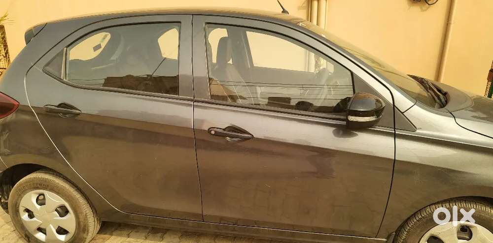 Tiago Xm Cng Rto Lucknow Up-32 Well Maintained