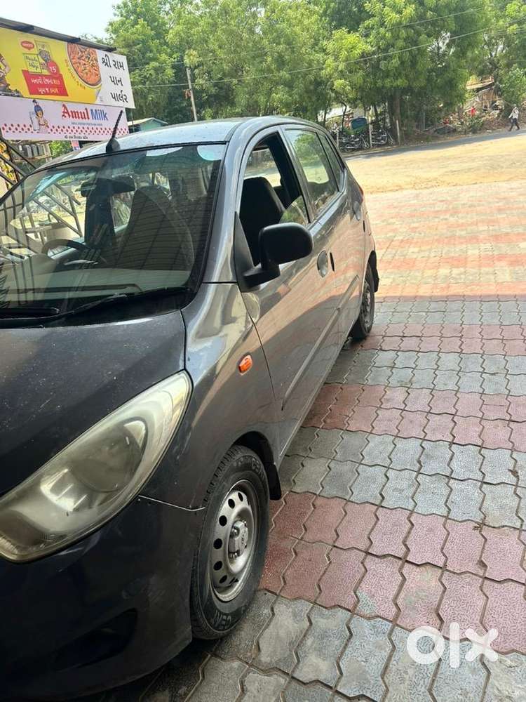 Hyundai Petrol Car 2013