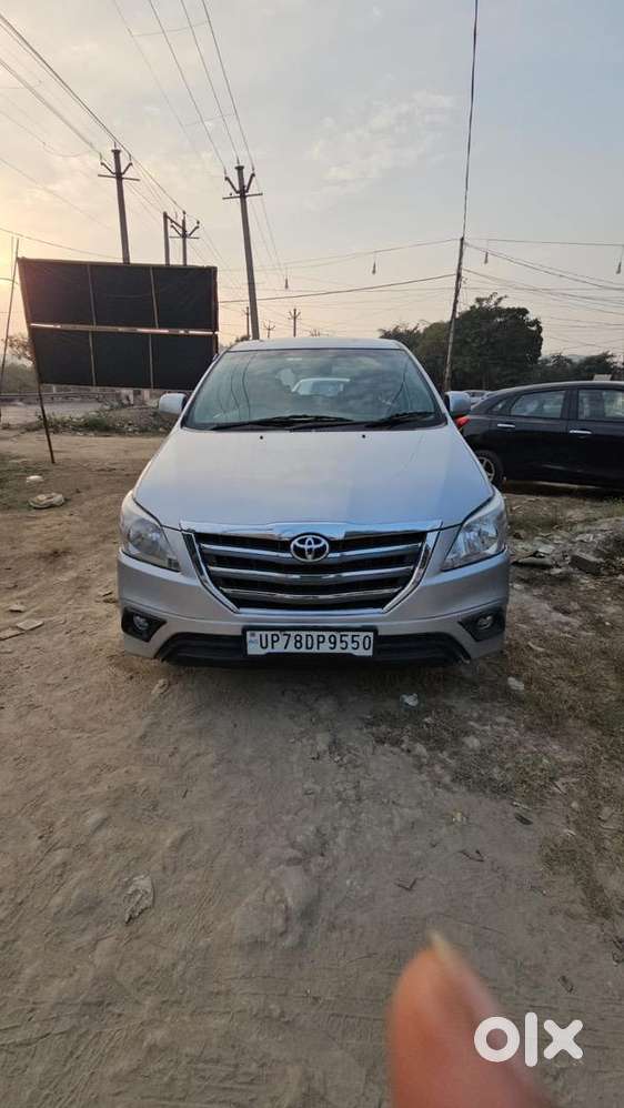 Toyota Innova 2014 Diesel Well Maintained