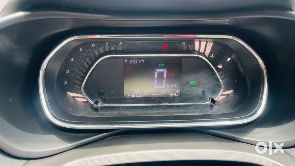 Tata Nexon, 2021, Petrol