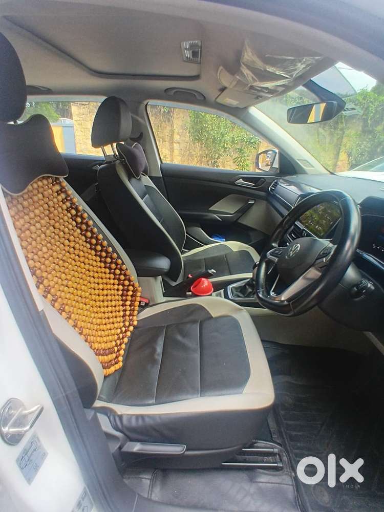 Volkswagen Taigun 1.0 Tsi Topline At, 2023, Petrol