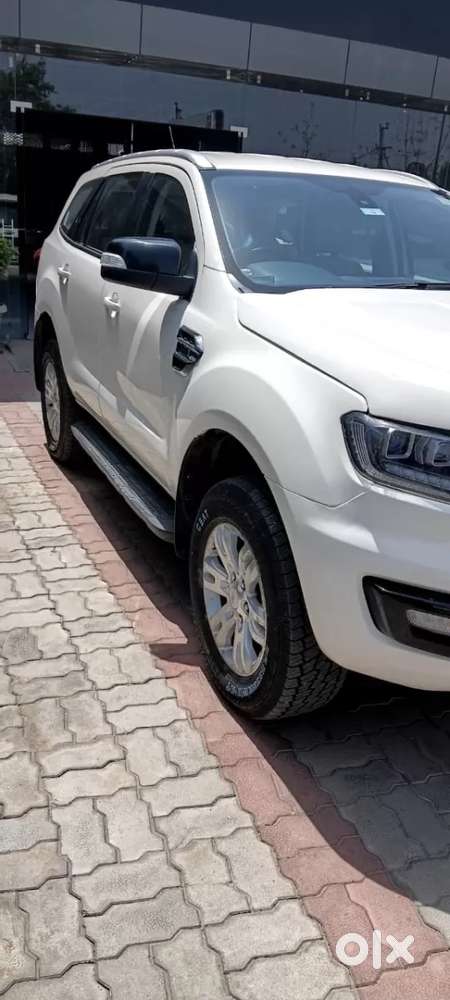 Ford Endeavour 3.2 Trend At 4x4, 2017, Diesel