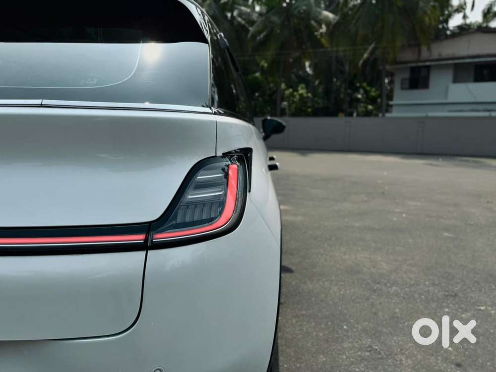 Mg Windsor Ev Essence, 2025, Electric