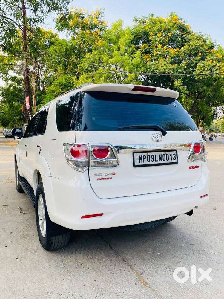 Toyota Fortuner 3.0 4x2 Automatic, 2013, Diesel