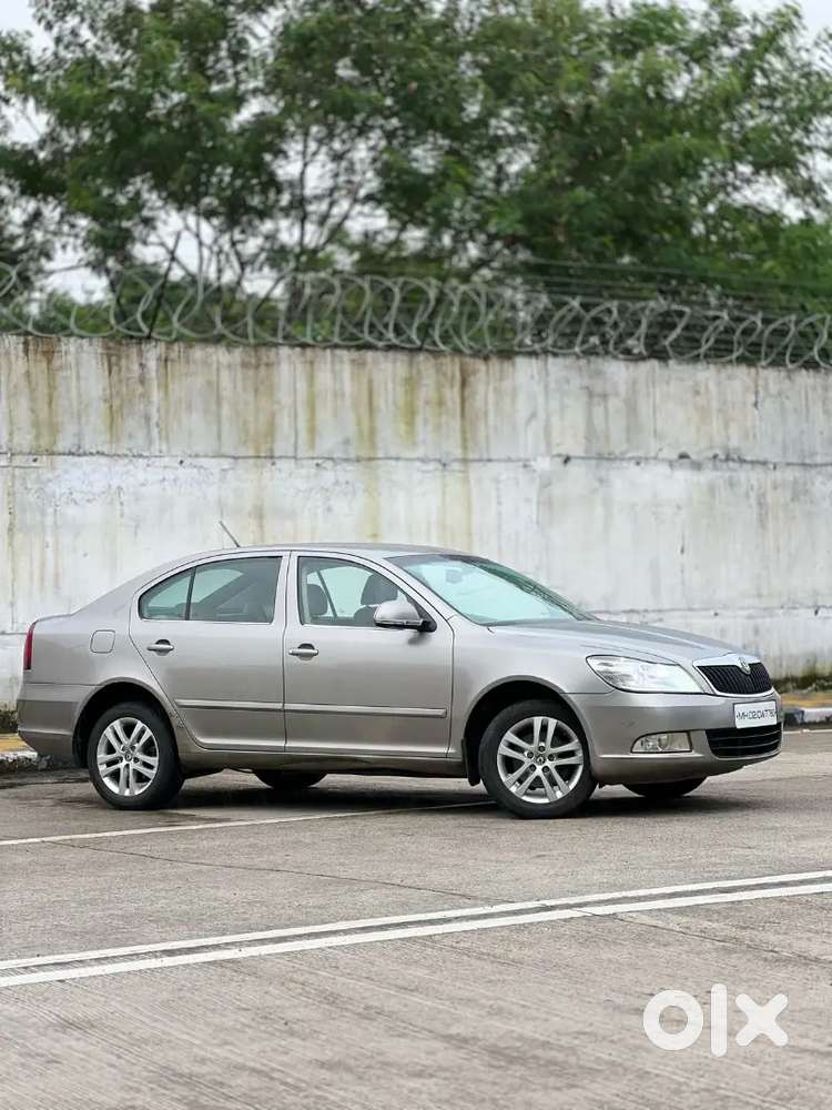 Skoda Laura Ambiente 2013 Diesel
