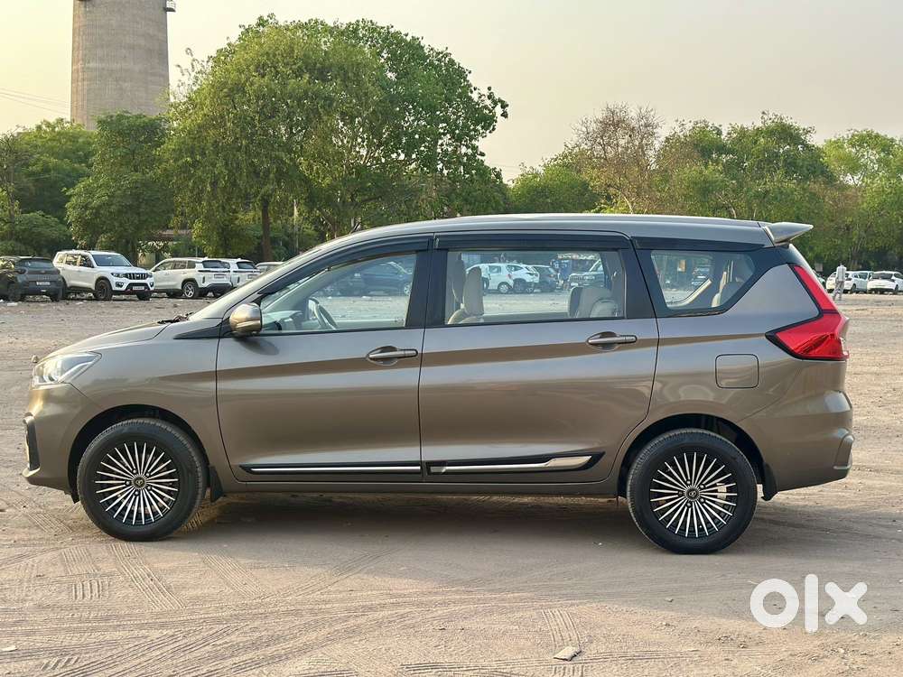 Maruti Suzuki Ertiga 1.4 Vxi Cng Anniversary Edition, 2023, Cng & Hy..