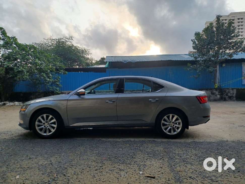 Skoda Superb Lk 1.8 Tsi At, 2019, Petrol