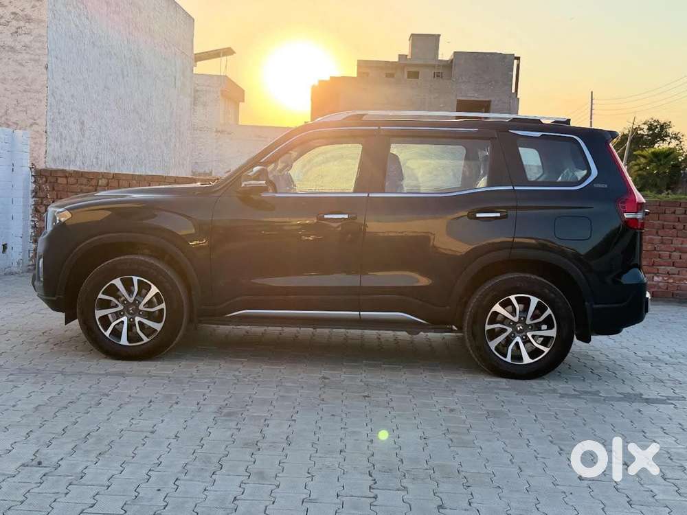 Mahindra Scorpio N Z8 Diesel At 2wd 7 Str, 2024, Diesel