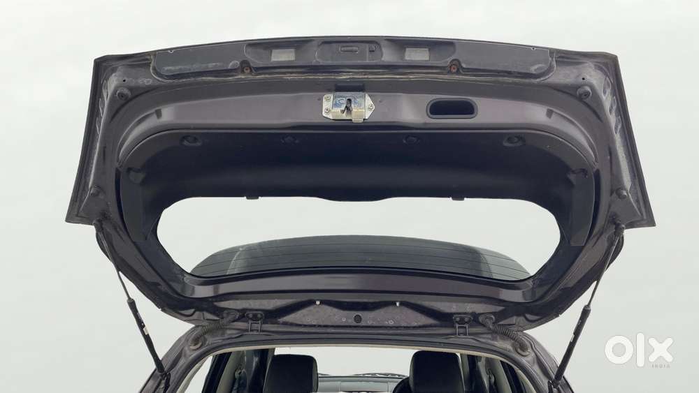 Maruti Suzuki Swift Zxi, 2017, Petrol