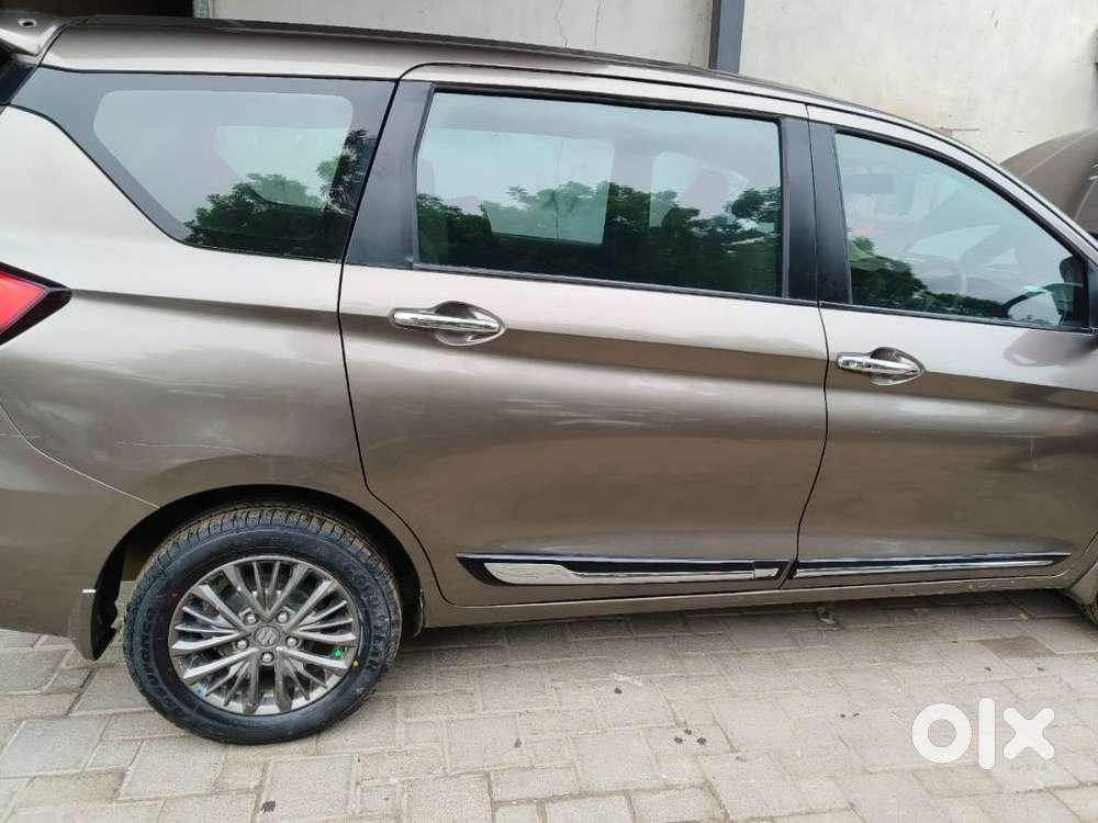 Ertiga Smart Hybrid Zxi Plus