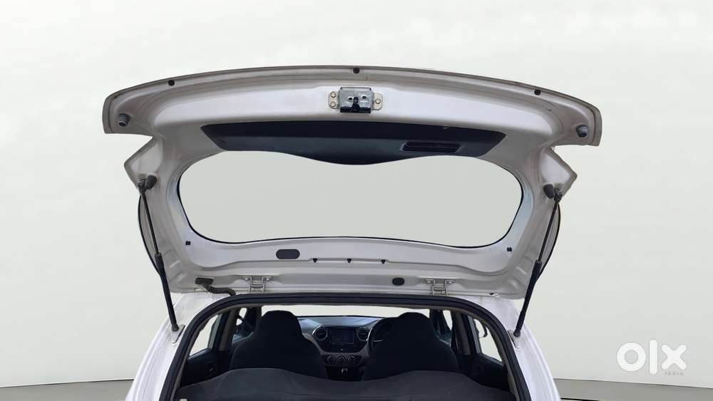 Hyundai Grand I10 2016-2017 Magna At, 2017, Petrol