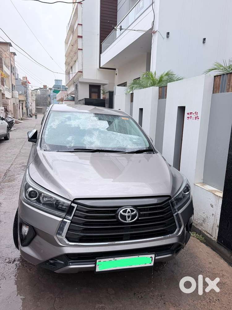Toyota Innova Crysta 2022