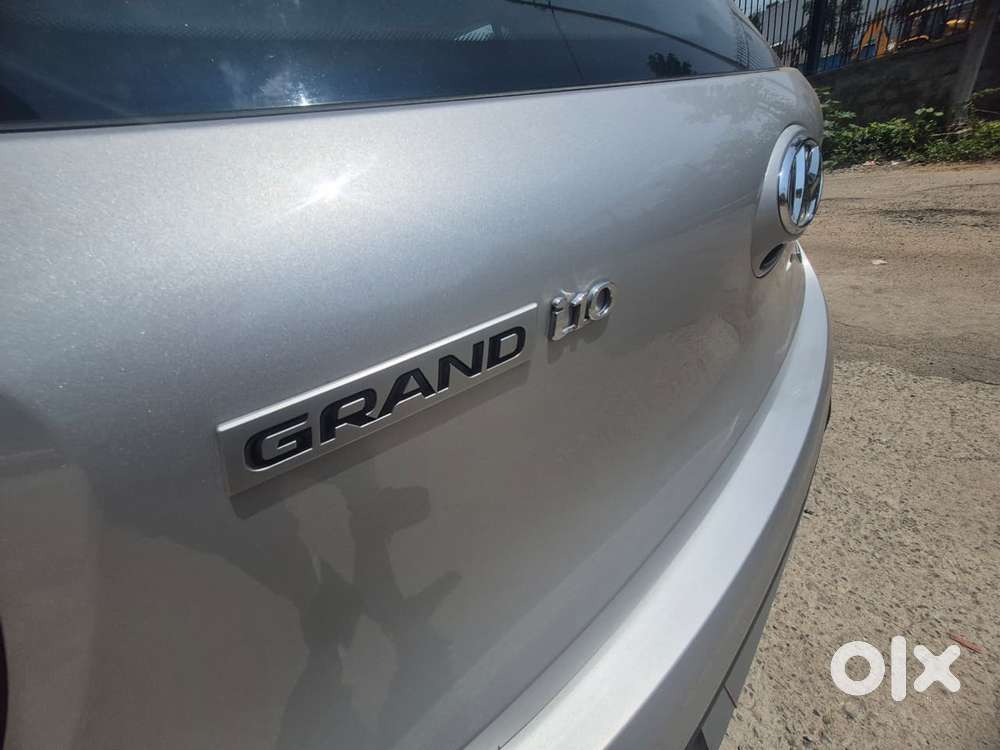 Hyundai Grand I10 At Sportz, 2017, Petrol