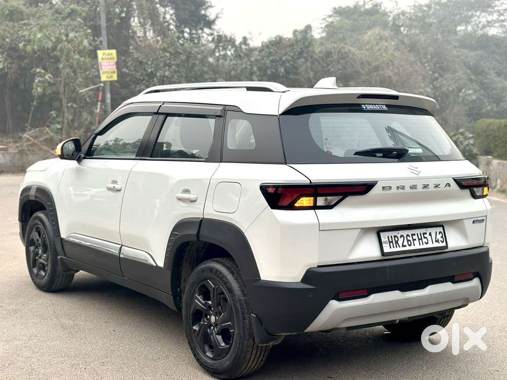 Maruti Suzuki Vitara Brezza 1.5 Zxi At, 2024, Petrol