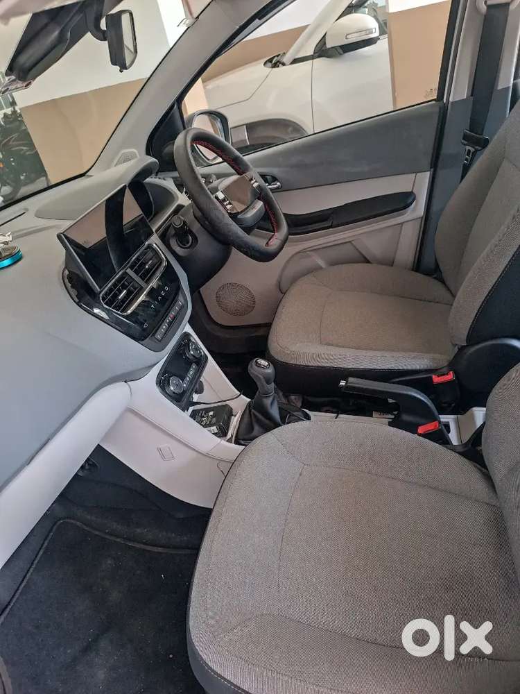 Tata Tiago 1.2 Revotron Petrol 2025