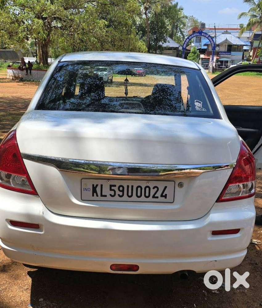 Maruti Suzuki Swift Dzire Lxi Option, 2011, Petrol