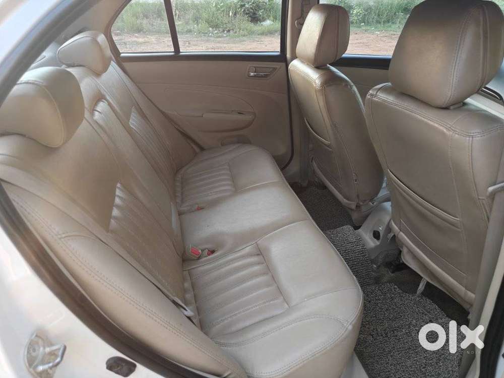 Maruti Suzuki Swift Dzire Amt Zdi, 2016