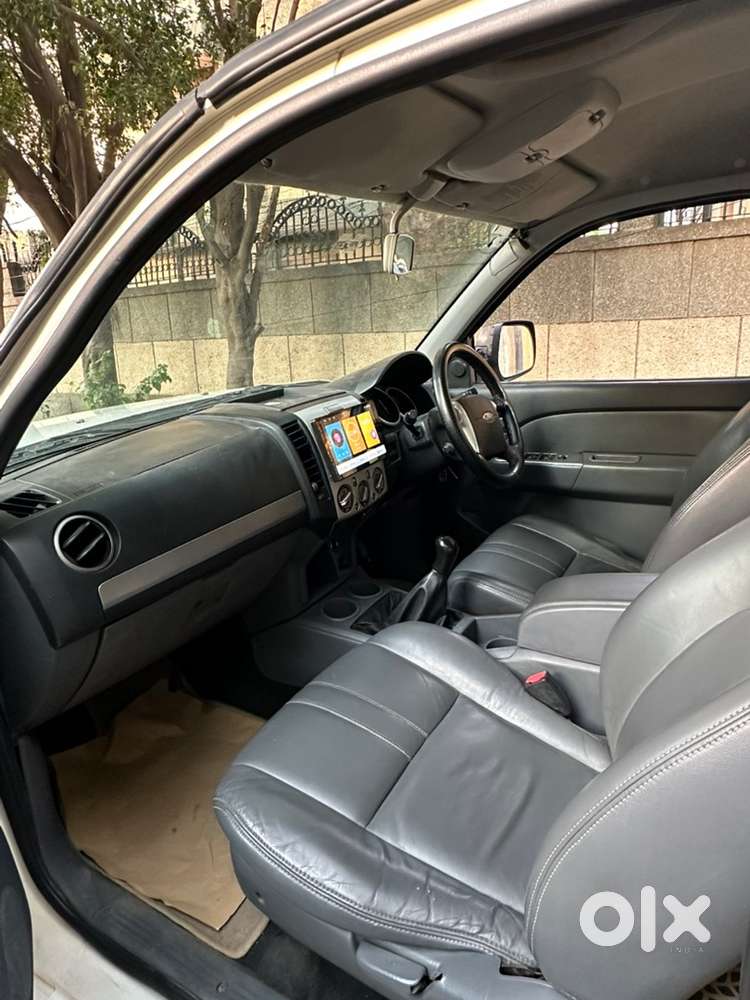 Ford Endeavour 2015 Model Excellent Conditon