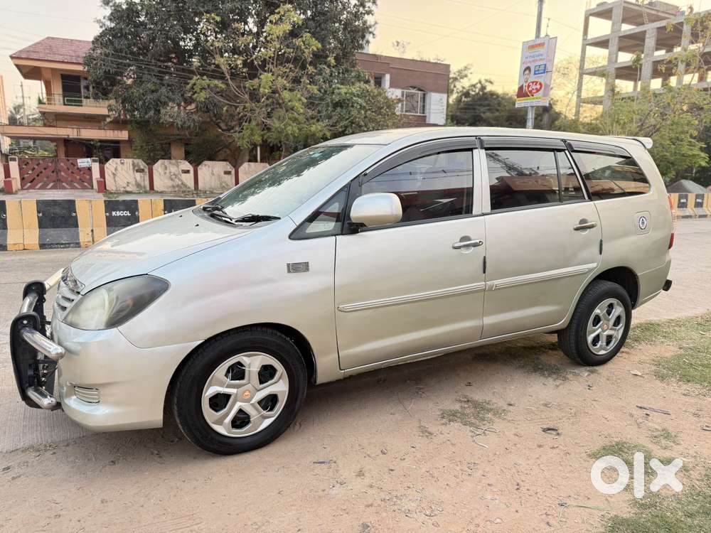 Toyota Innova 2.5 G (diesel) 8 Seater, 2008, Diesel