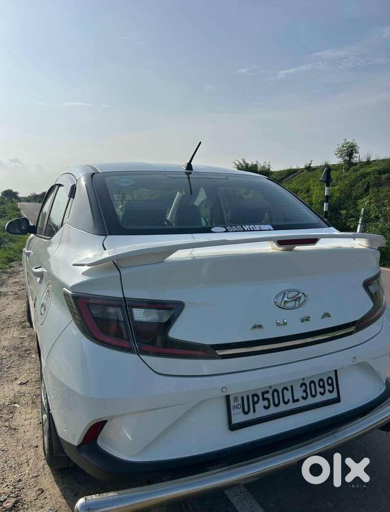 Hyundai Aura 2023 Cng & Hybrids Well Maintained