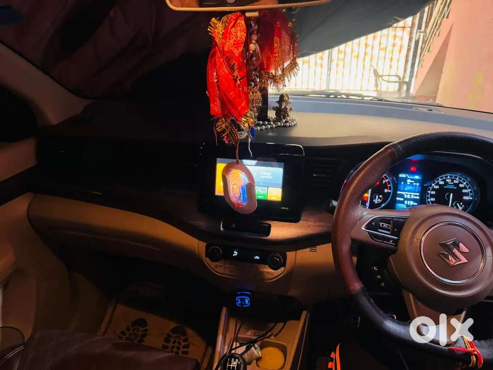 Maruti Suzuki Ertiga 2023 Petrol 22700 Km Driven Zxi Excellent