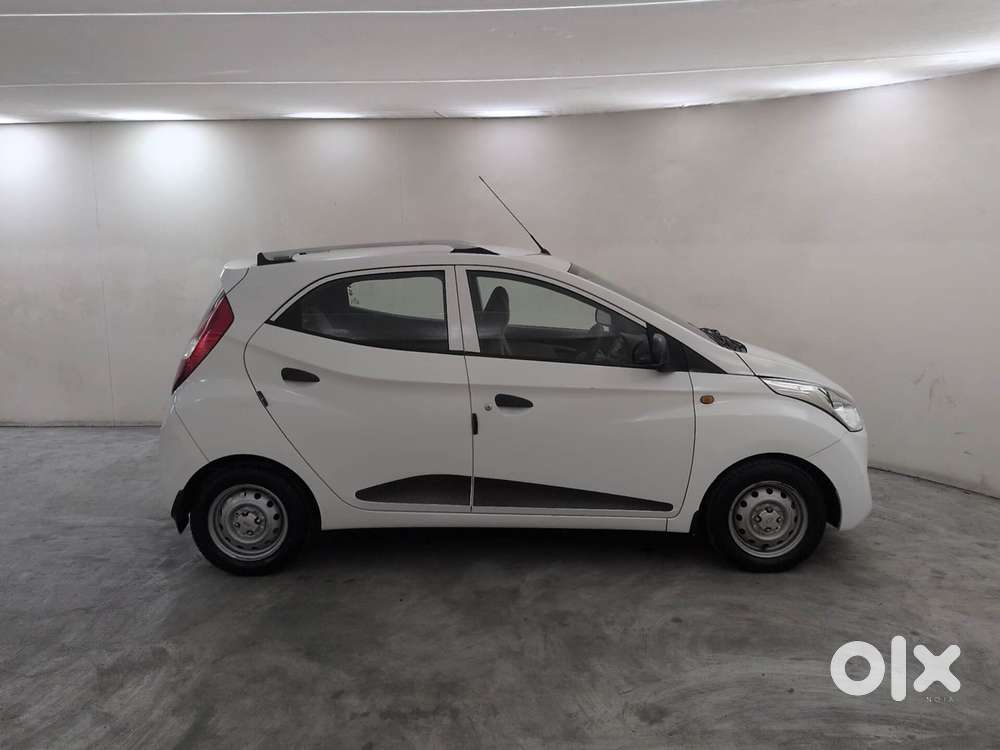 Hyundai Eon Era+ Se, 2017, Petrol