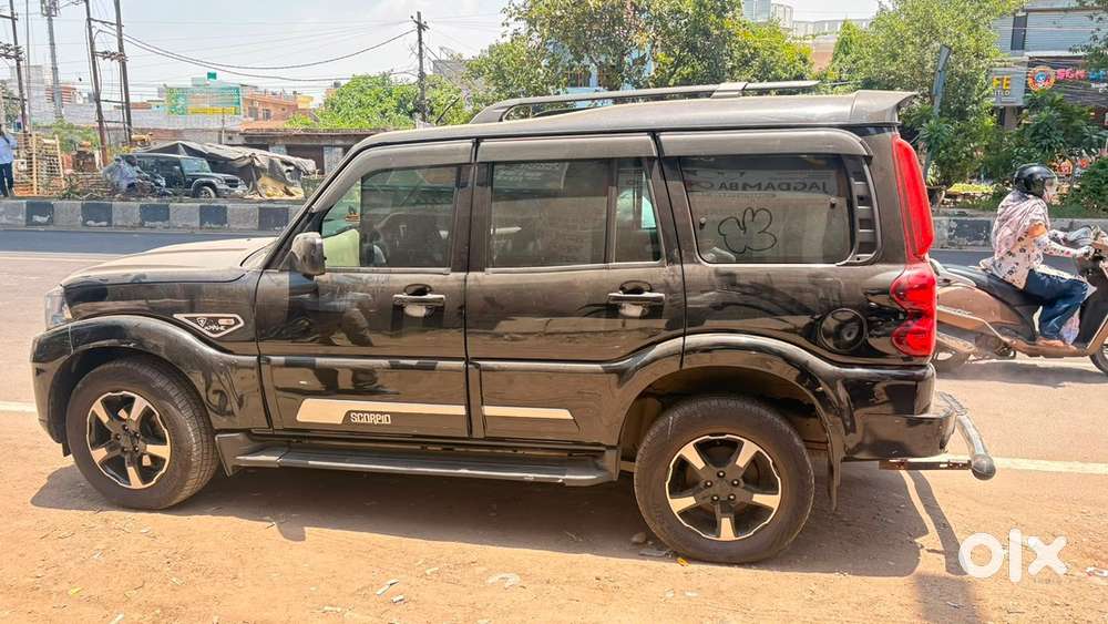 Mahindra Scorpio Classic 2023