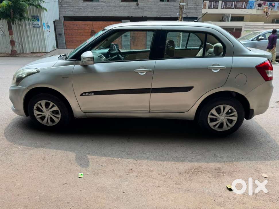 Maruti Suzuki Dzire 1.2 Vxi, 2015, Petrol