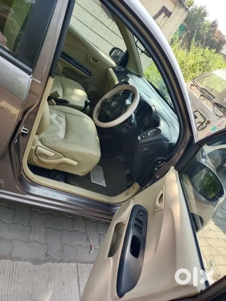 Honda Amaze 2015 Diesel Well Maintained