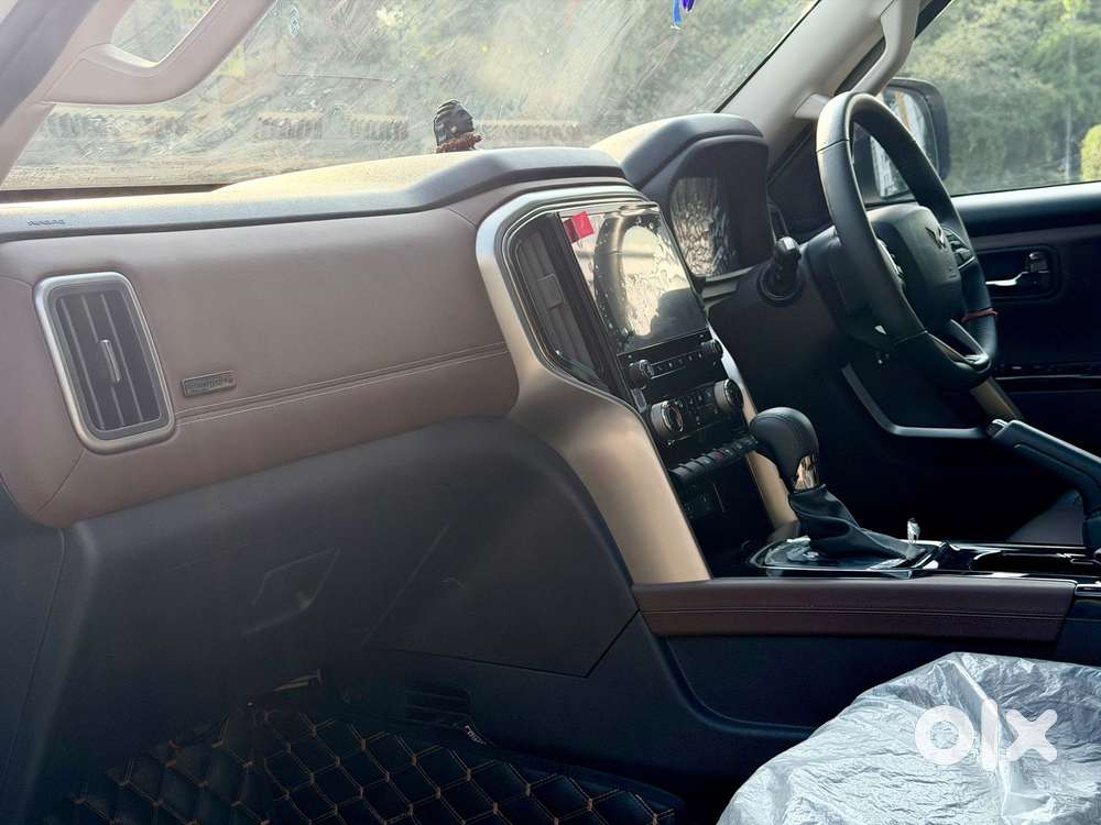 Mahindra Scorpio N Z8 Select Diesel At 2wd 7-seater, 2025, Diesel