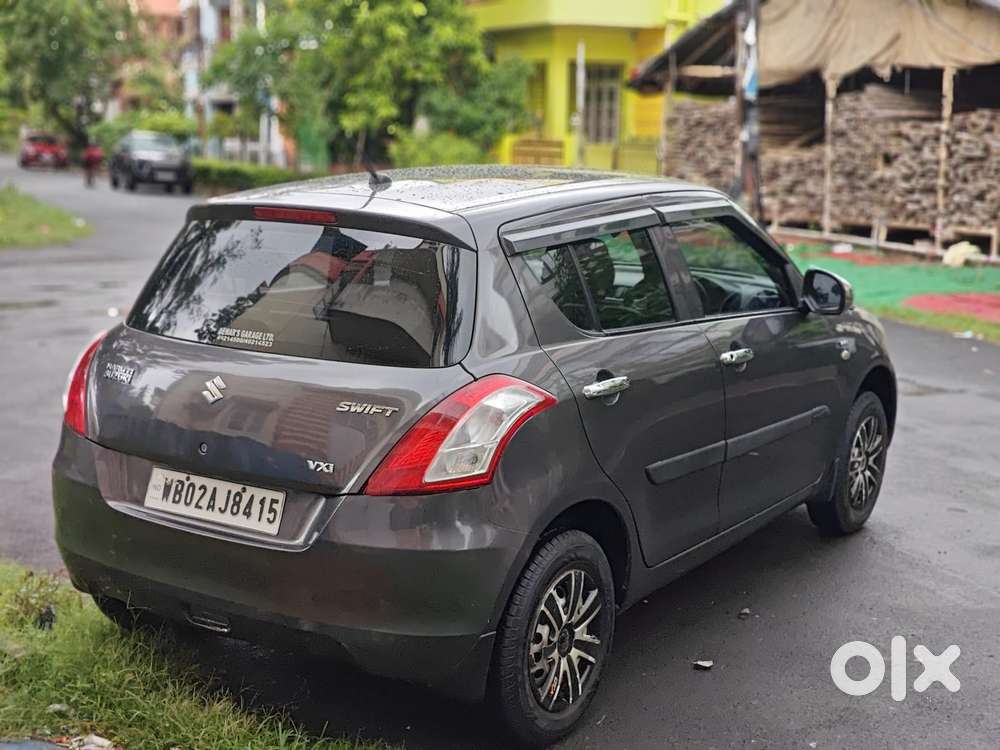 Maruti Suzuki Swift Vxi + Manual, 2016, Petrol