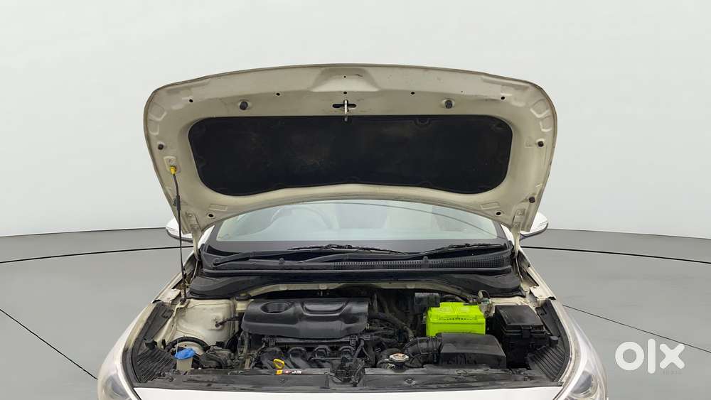 Hyundai Verna 1.6 Sx (o) Vtvt, 2018, Petrol