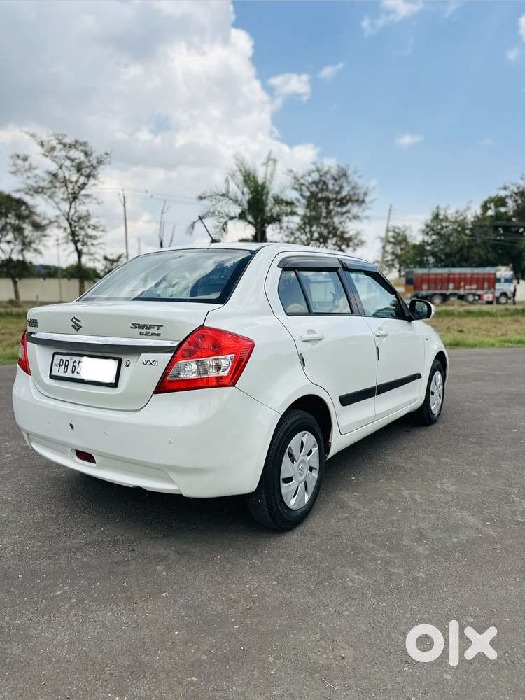 Maruti Suzuki Swift Dzire Vxi Optional, 2013, Petrol