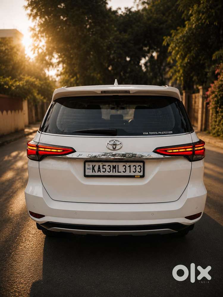 Toyota Fortuner 4X2 MT 2.8 Diesel, 2023, Diesel