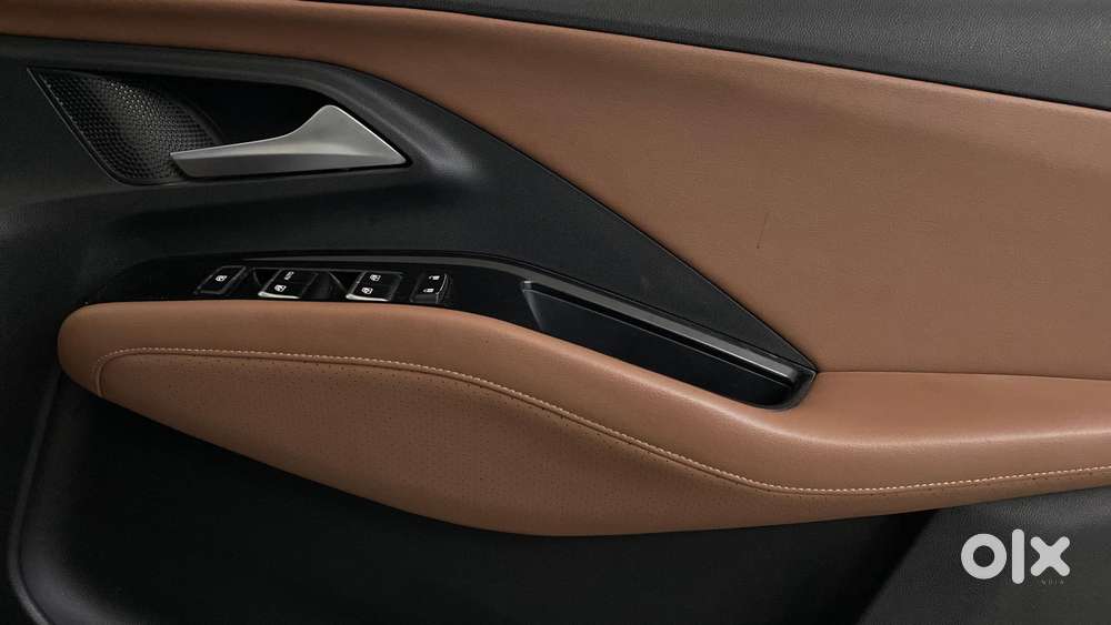 Mg Hector Plus Sharp Pro 1.5 Turbo Petrol 7 Str, 2023, Petrol