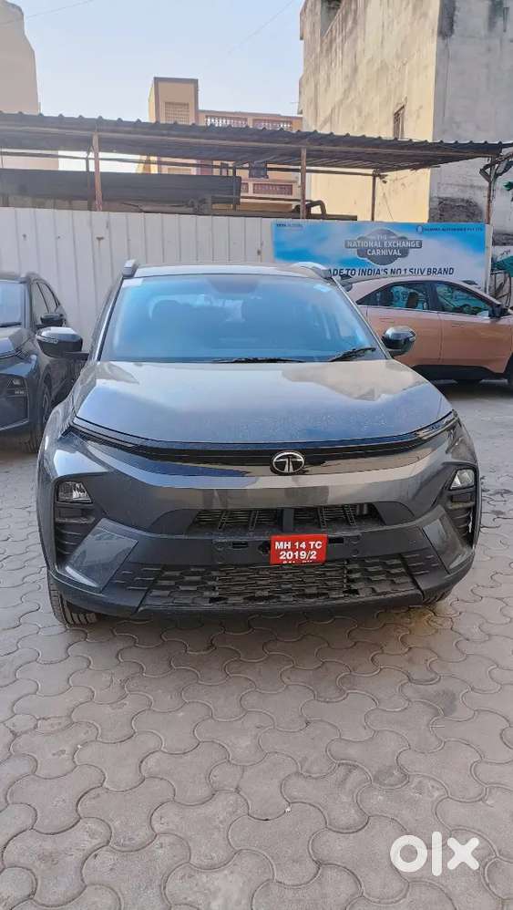 Tata Nexon Petrol+cng 2025 Brand New Dark Grey Colour
