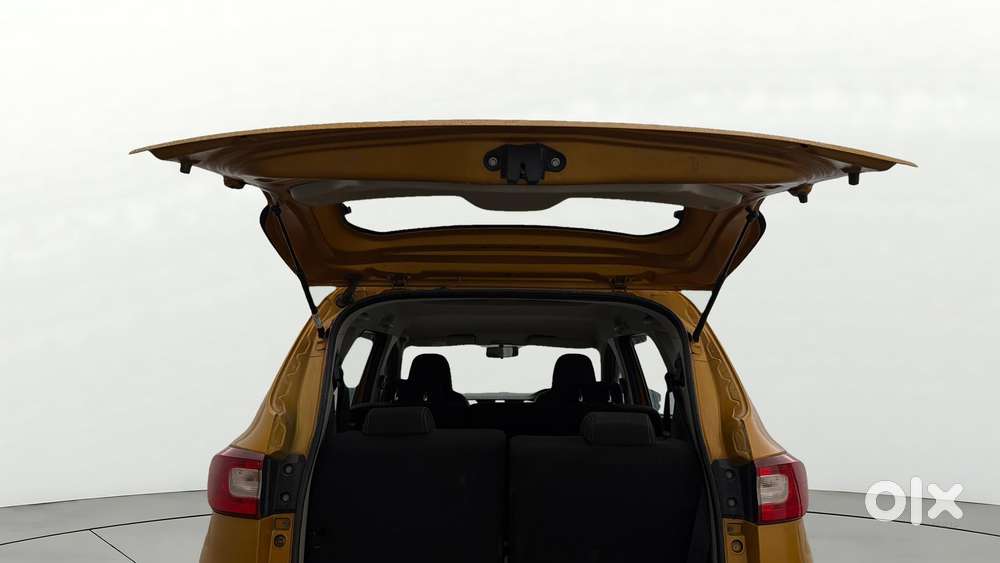 Renault Triber Rxz, 2020, Petrol