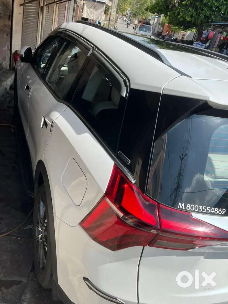 Mahindra Xuv700l 2024 Diesel 30000 Km Driven