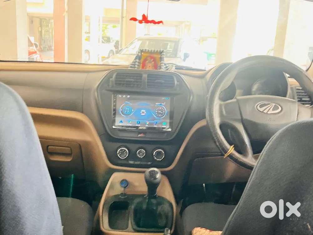 Mahindra Tuv 300 2018