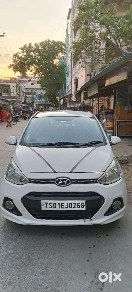 Hyundai Grand I10 2016 Petrol 88350 Km Driven