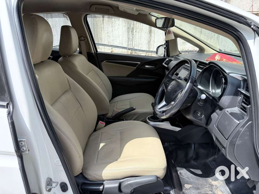 Honda Jazz V Mt Privilege, 2016, Petrol