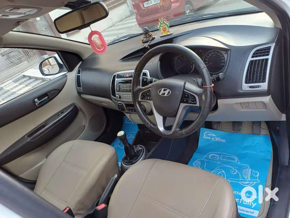I20 Sports
1st Owner
Petrol
2012 Model
Totally Original
A1 Condition