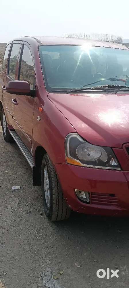 Mahindra Xylo 2011